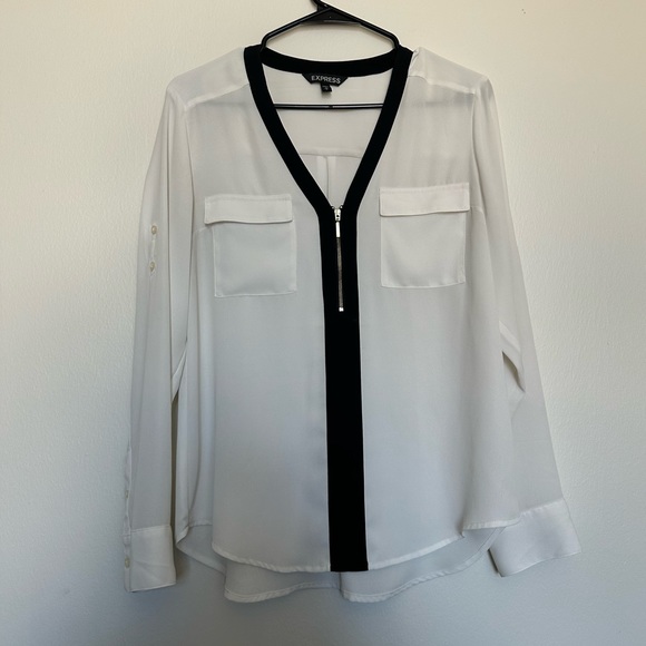 Express Chelsea Long Sleeve Zippered Blouse with Pockets - Picture 1 of 3